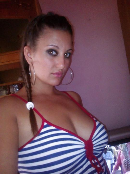 25P Romanian girl: Amel part 3