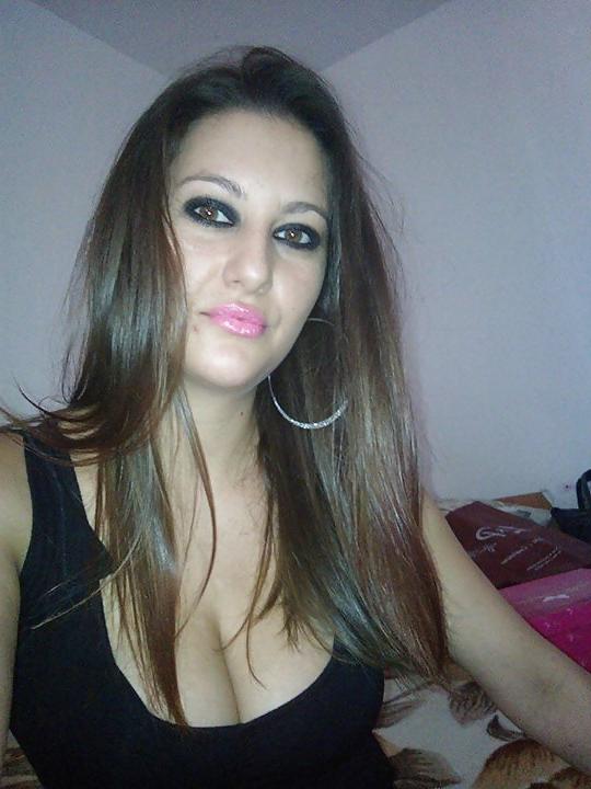 25P Romanian girl: Amel part 3