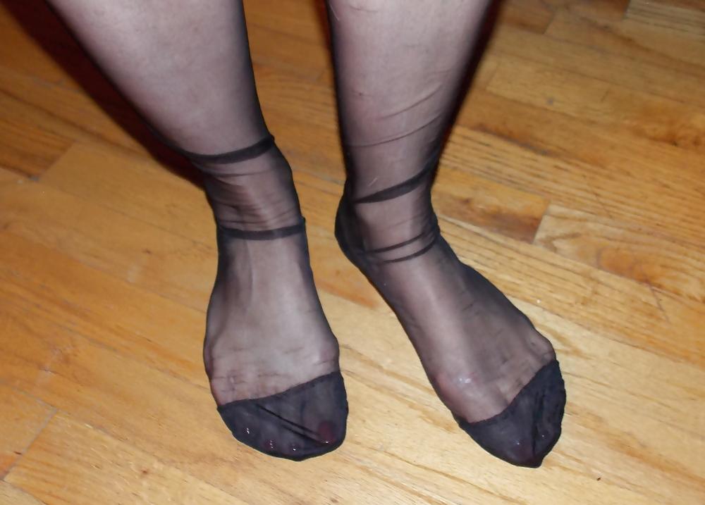 25P My lady in Heels and stockings 