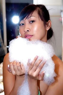 16P Asian chick