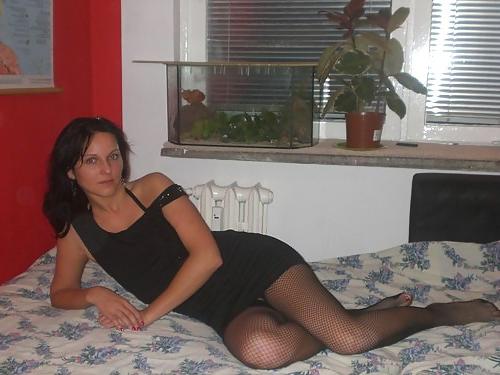 21P Nylons And Pantyhose 24