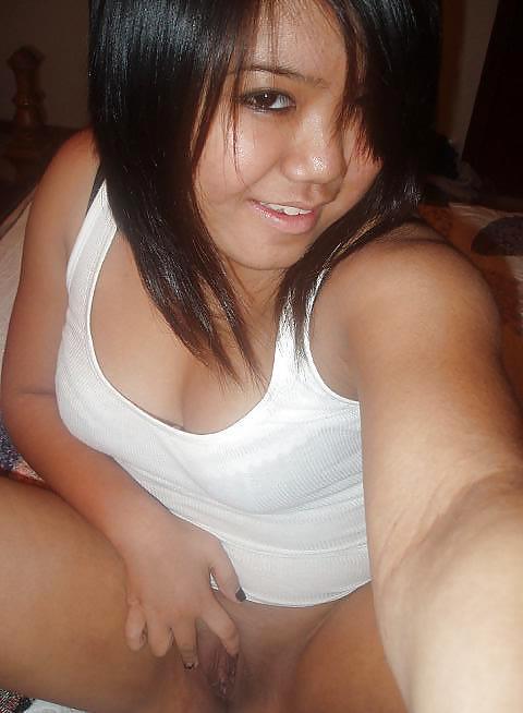 20P Chubby asian babes