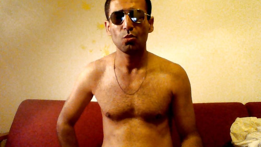 4P Hy-ilikehy.mimname is .