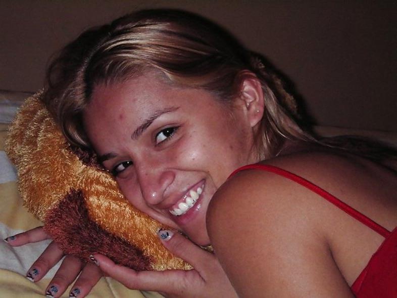 25P Rubia Nalgona - Big Butt Blonde