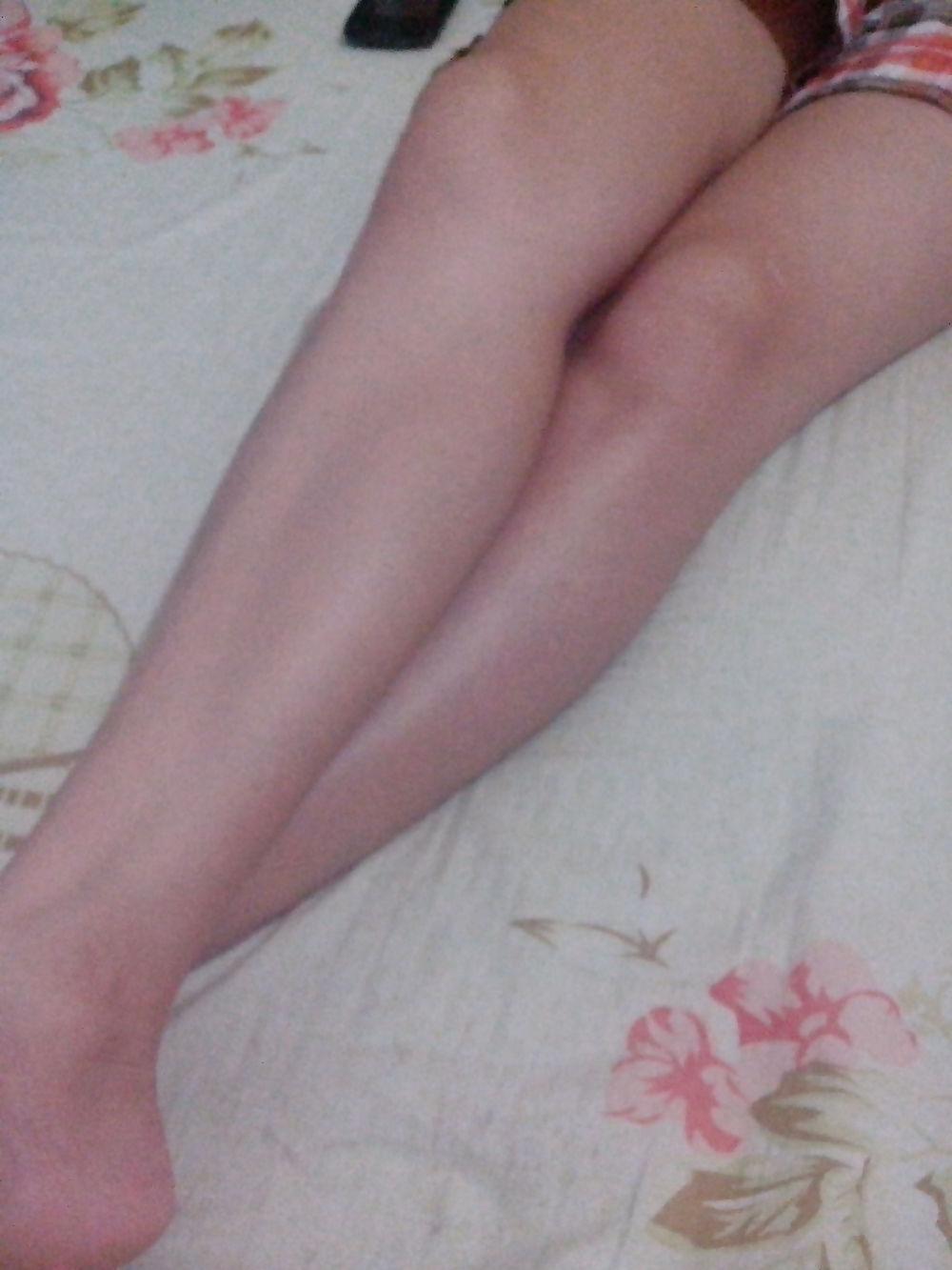 18P My Filipino GF's Feet