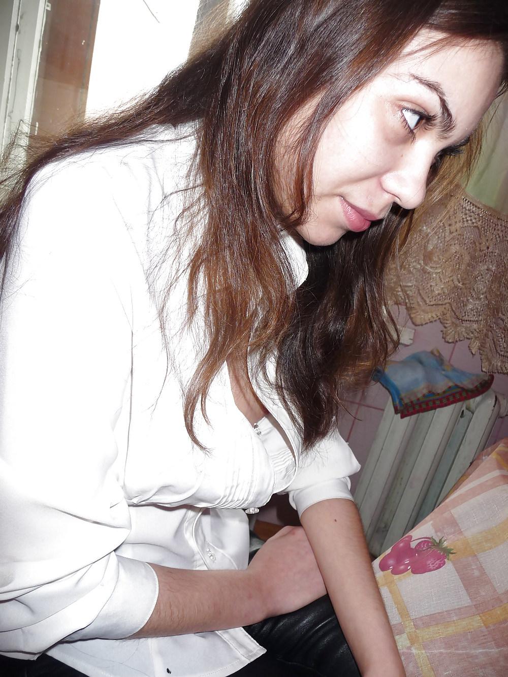 25P Russian girl Katya. The beginning
