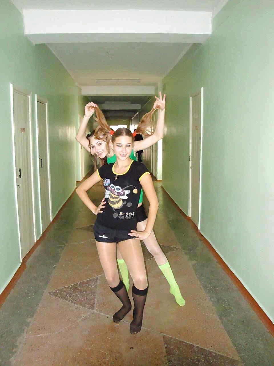 25P Pantyhose Teen's MiX NoN-Porn by DarKKo