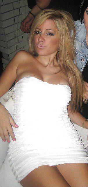 11P Greek girl: thera