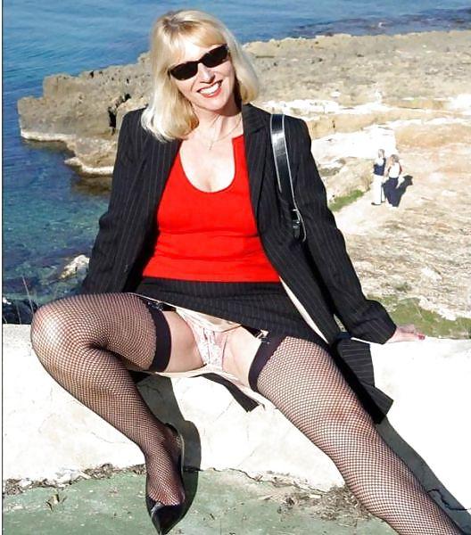20P Upskirt White Panties 4