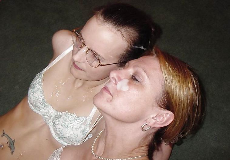 25P UK BUKKAKE SLUTS - Dee