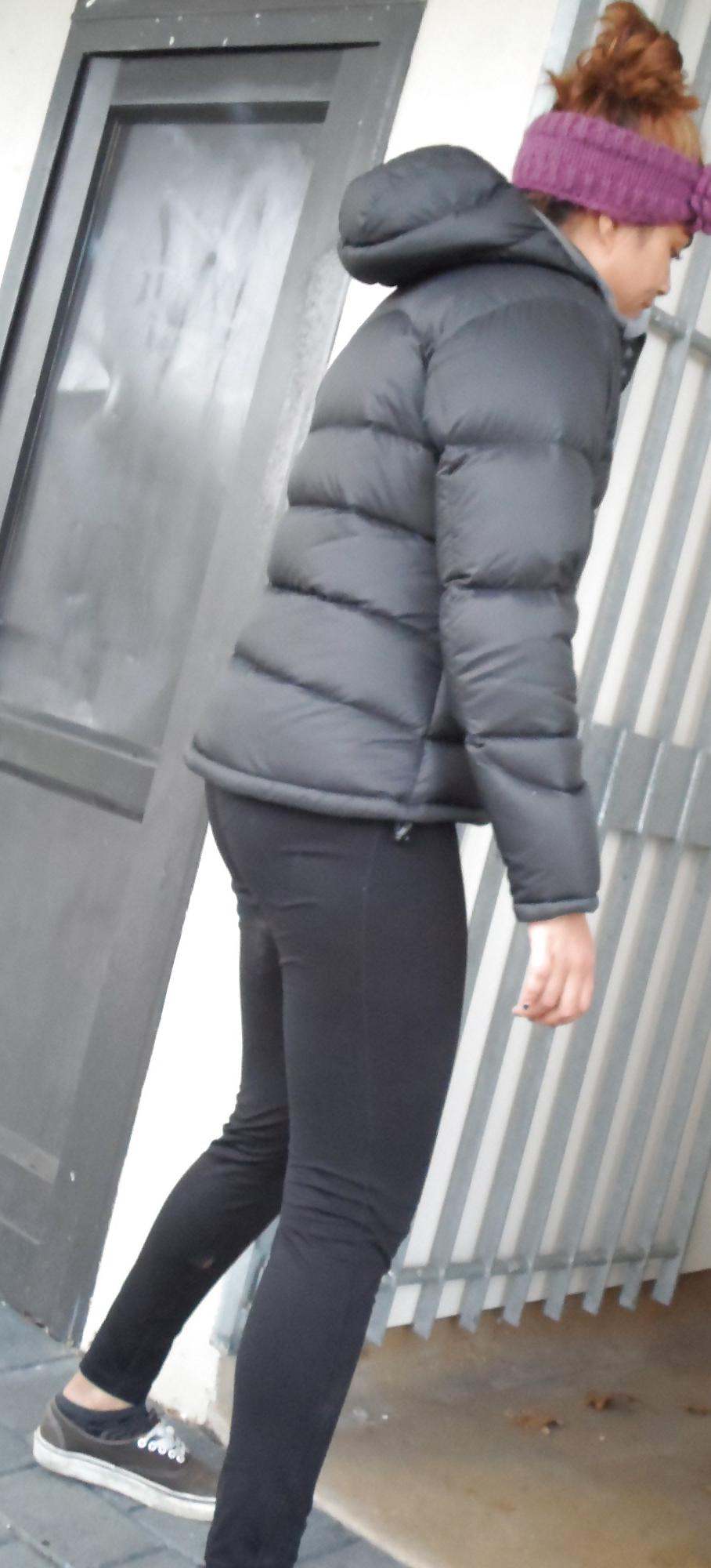 25P Voyeur Tights 3