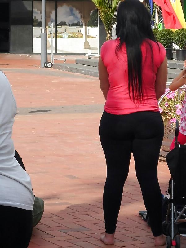 25P Voyeur Tights 3