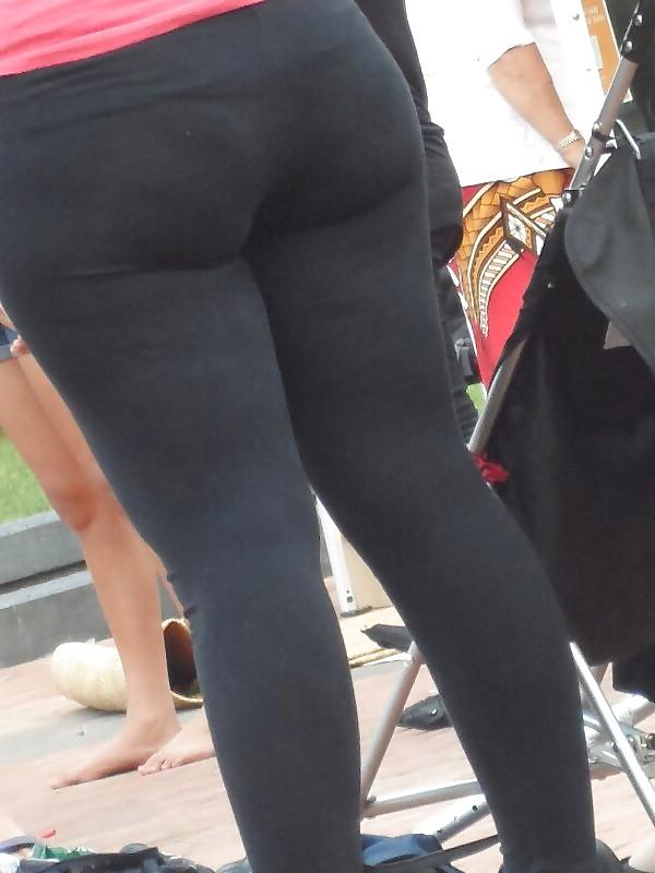 25P Voyeur Tights 3