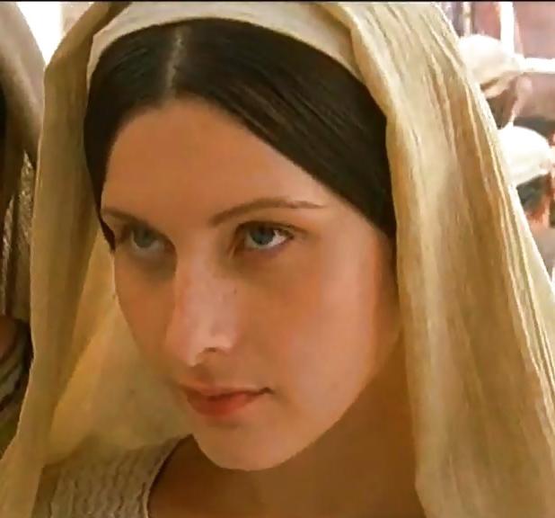 10P Holy movies