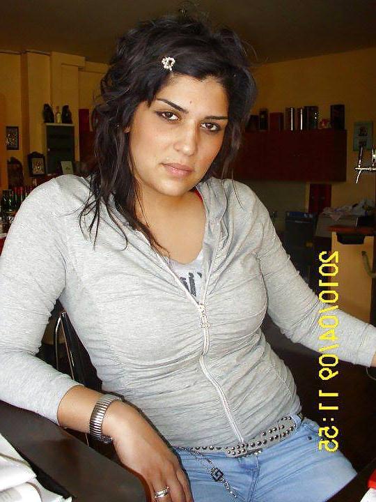 17P Greek girl: Anna 3