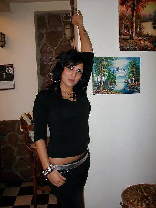 17P Greek girl: Anna 3