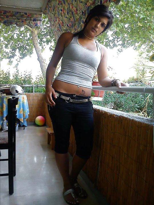 17P Greek girl: Anna 3