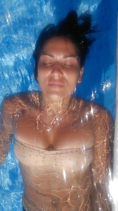 17P Greek girl: Anna 3