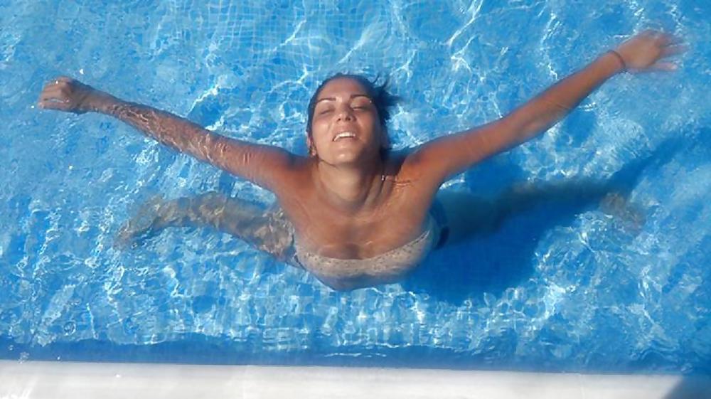 17P Greek girl: Anna 3
