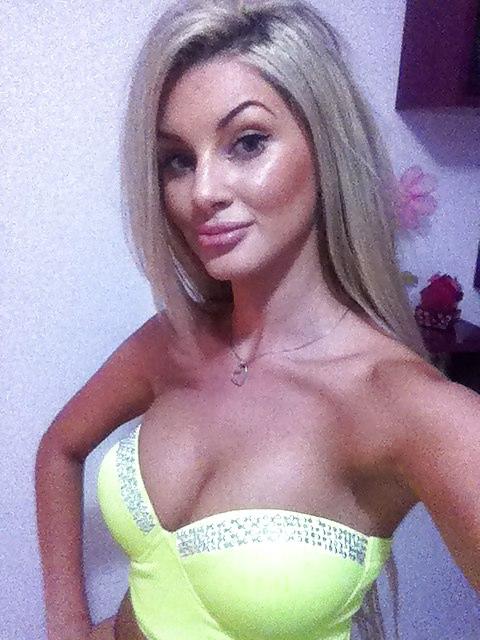 9P Romanian girl: anca