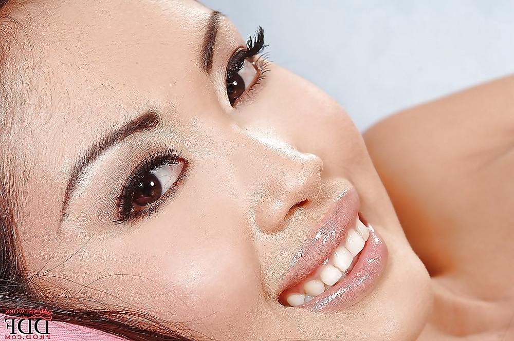 16P Asian bunny babe