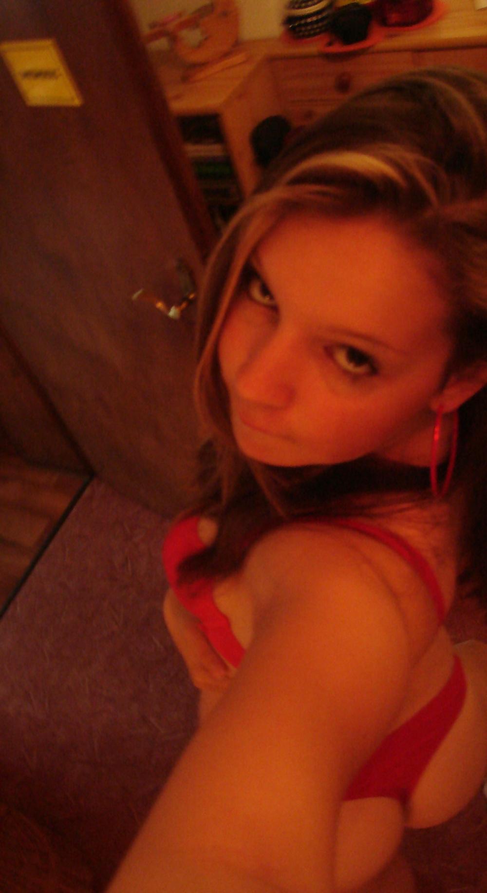 15P Nice (non nude) girls 110