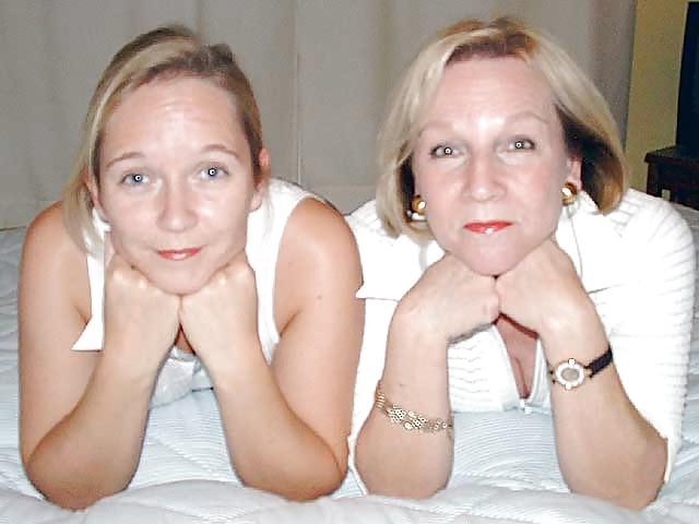 10P MOMS AND daughter's friendS