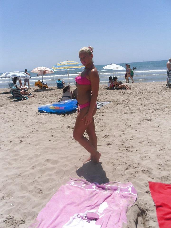 13P Romanian girl: alina