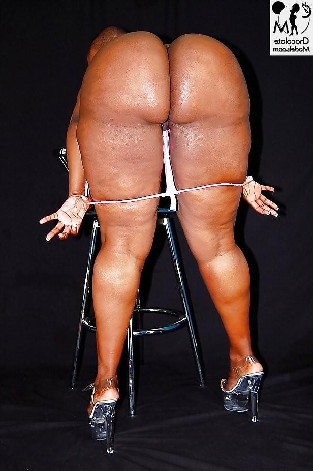 25P The women im in love with #1(barbara brown)