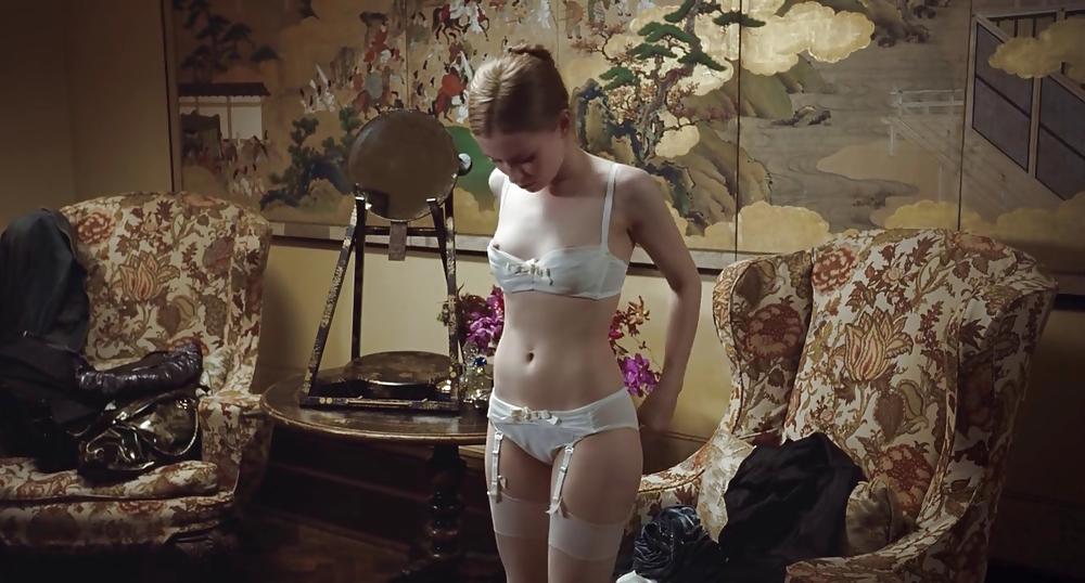 25P Emily browning Shot Screen Full HD