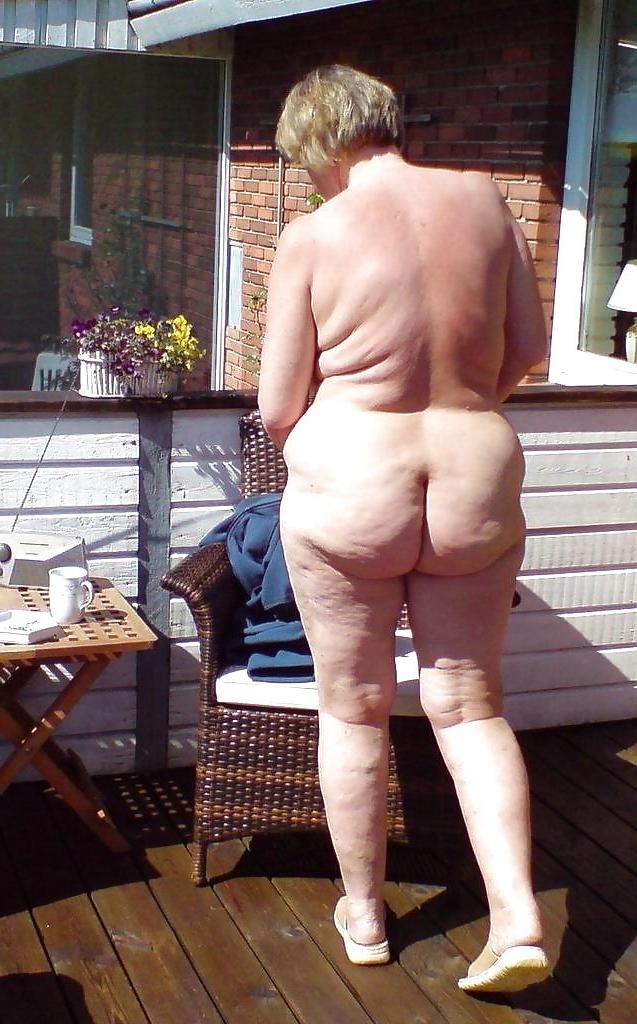 25P Mature,granny nudist