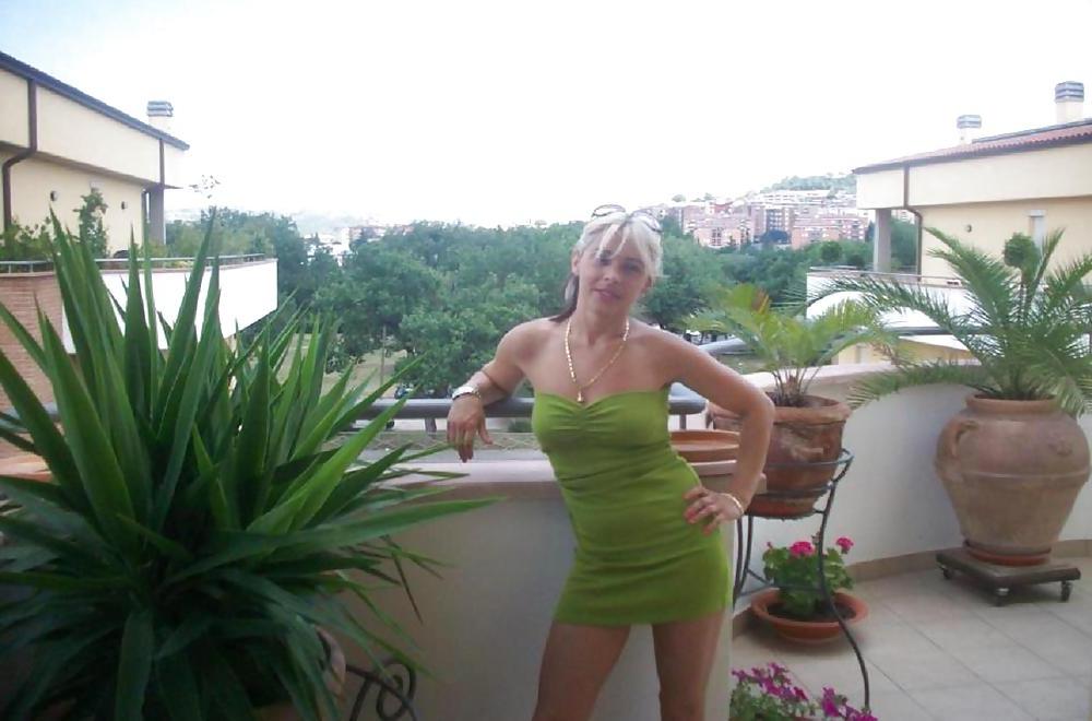 25P Romanian girl: mya