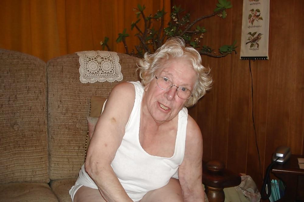 18P Old Lady