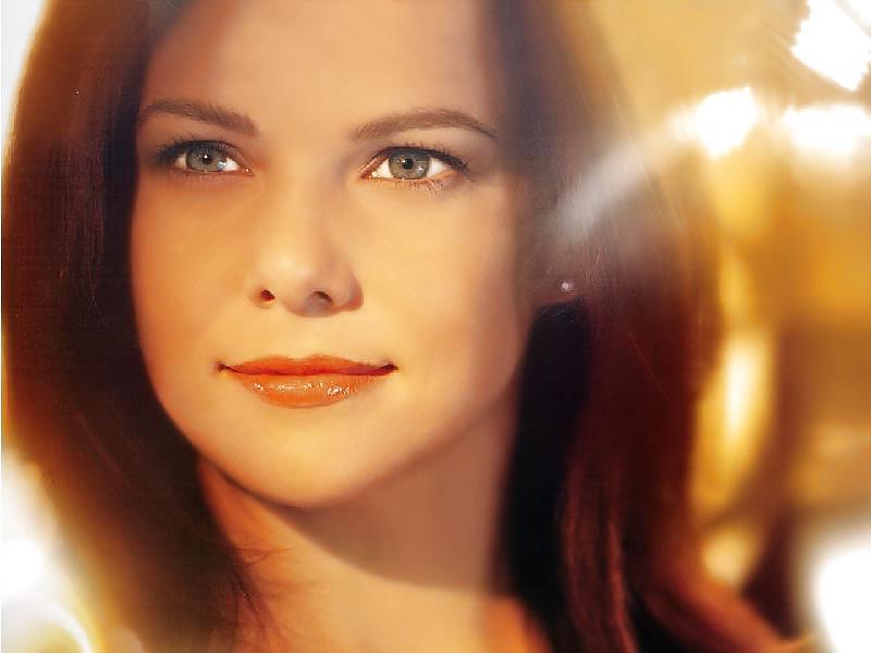 20P Lauren Graham-Non-Nude