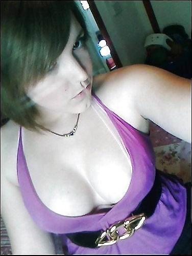 25P Facebook internet voyeur candid sexy