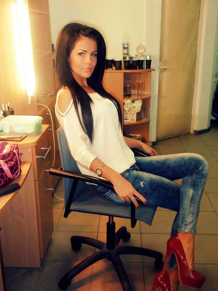 25P ADELINE romanian prostitutes in Italy
