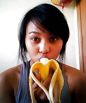 25P ASIAN SELF SHOT