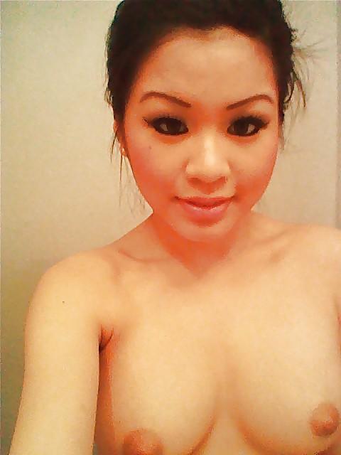 25P ASIAN SELF SHOT