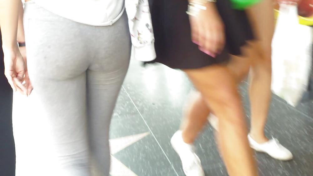 25P Spandex teen butt & ass crack in public