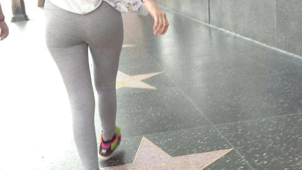 25P Spandex teen butt & ass crack in public
