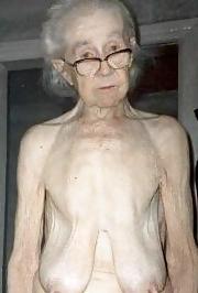 14P Saggy titts
