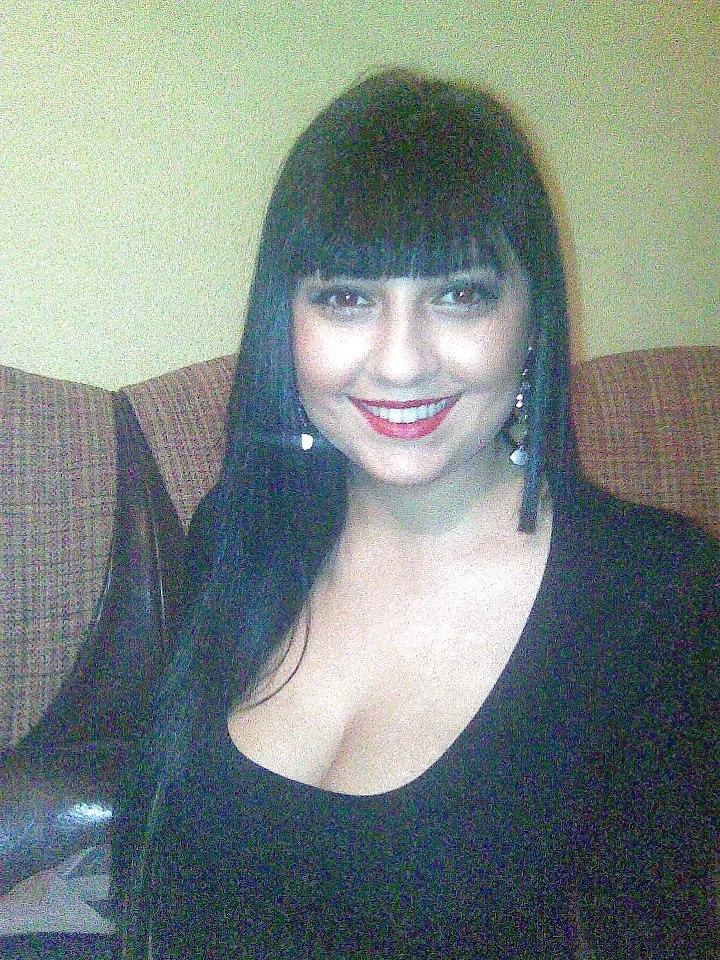 9P Romanian girl: alexandra