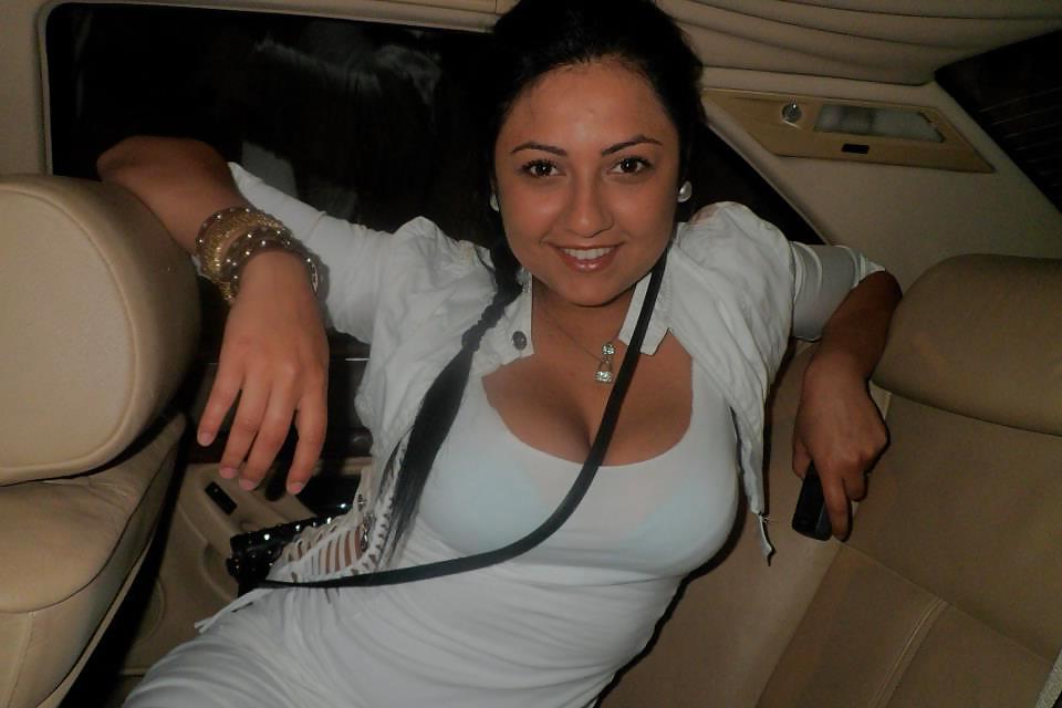 9P Romanian girl: alexandra