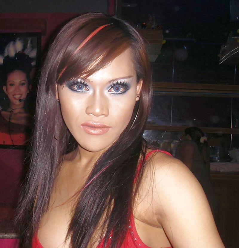 25P Thai Ladyboy Coco