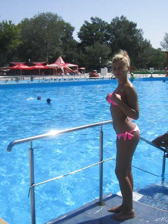 18P Romanian girl: roxana