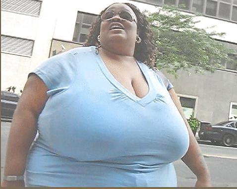 11P Delicious tits in tops