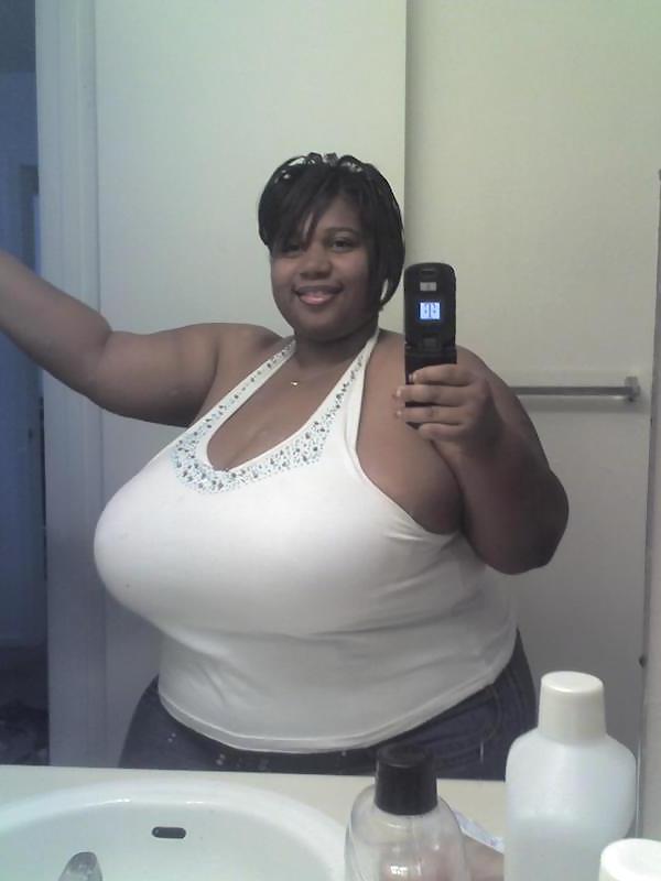 11P Delicious tits in tops