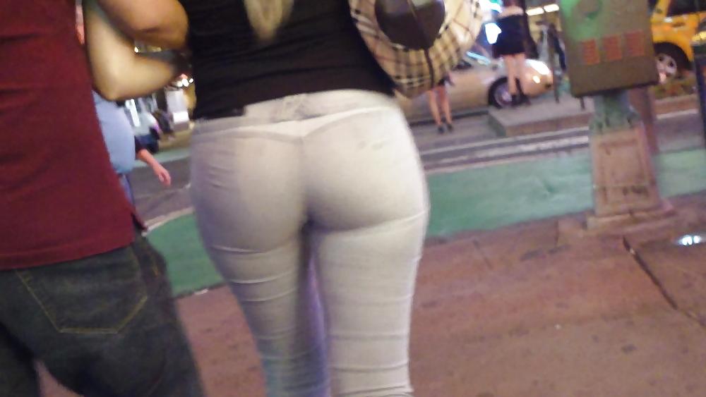 14P Sexy großer runder Knackarsch und Knackarsch