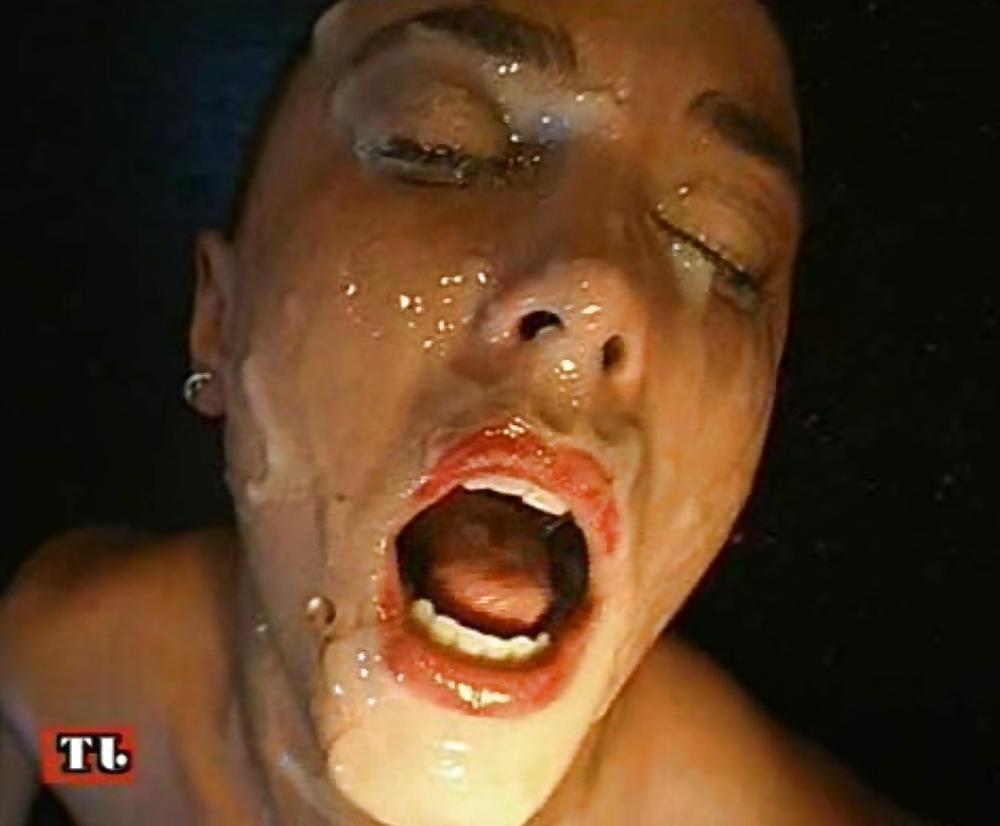 25P John Thompson Productions (Bukkake and Cum Swallow)