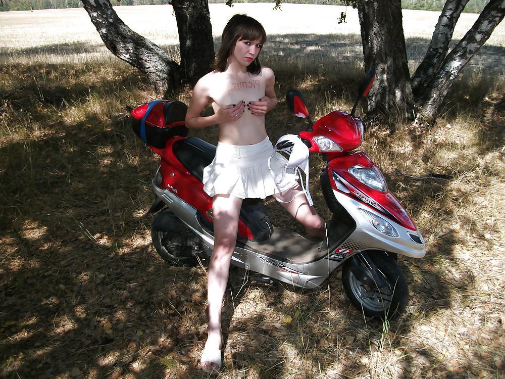25P SKINNY RUSSIAN GIRL
